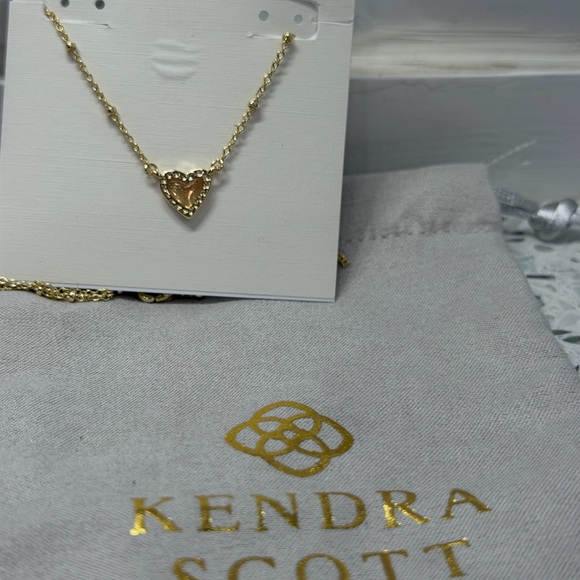 Kendra Scott Gold Heart Pendant Necklace - Picture 2 of 2